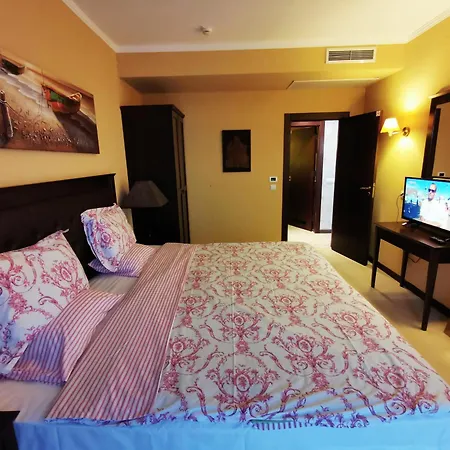 Апартаменты Royal Premium Residence- Sunny Солнечный берег