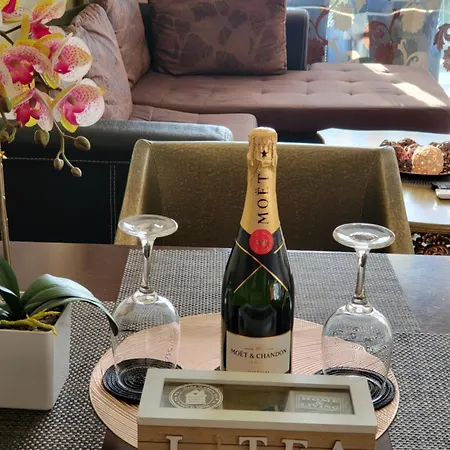 Royal Premium Residence- Sunny *