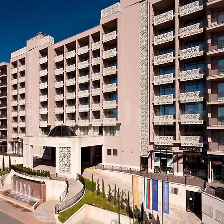 Royal Premium Residence- Sunny Апартаменты *