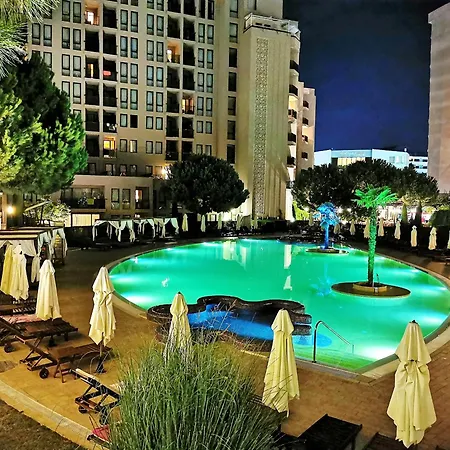 Royal Premium Residence- Sunny *